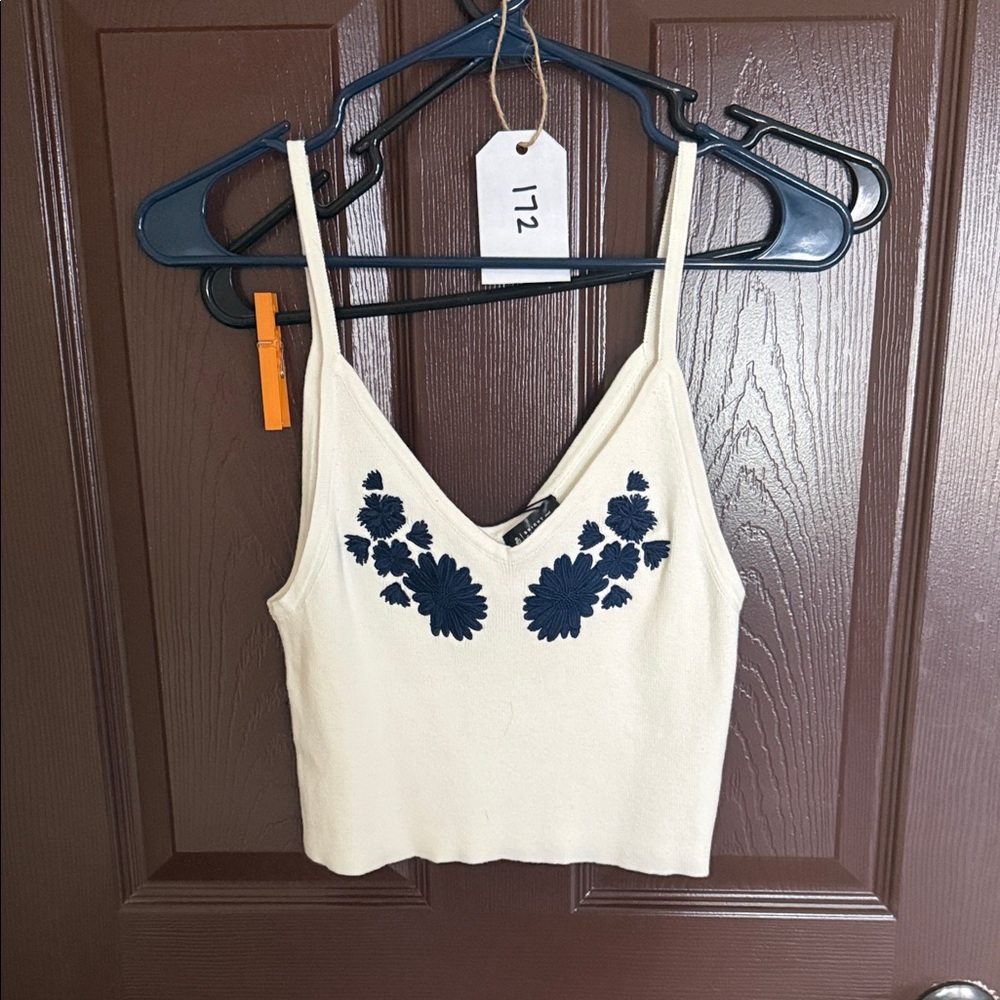 172–Elegant Cream Floral Embroidered Crop Top
